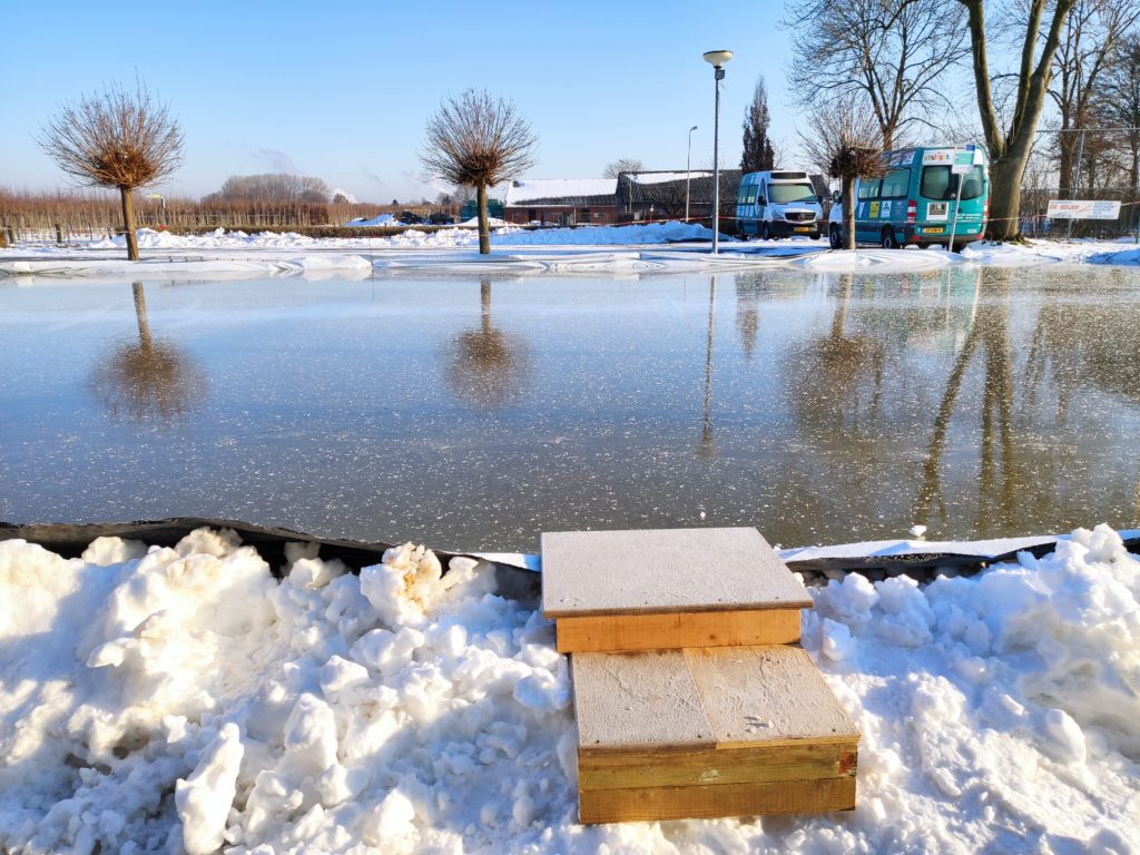 Spiegelgladde schaatsbaan voor De Haar, Randwijk