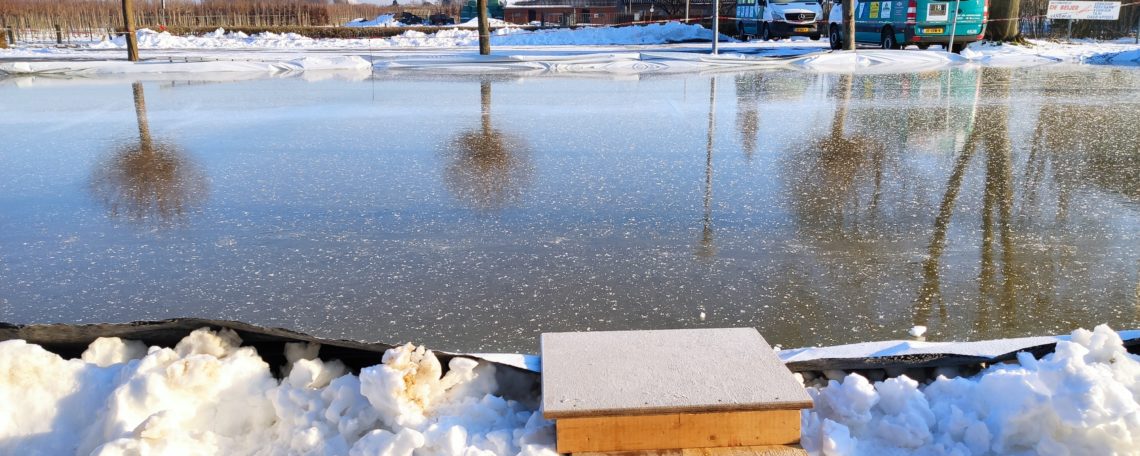 Spiegelgladde schaatsbaan voor De Haar, Randwijk